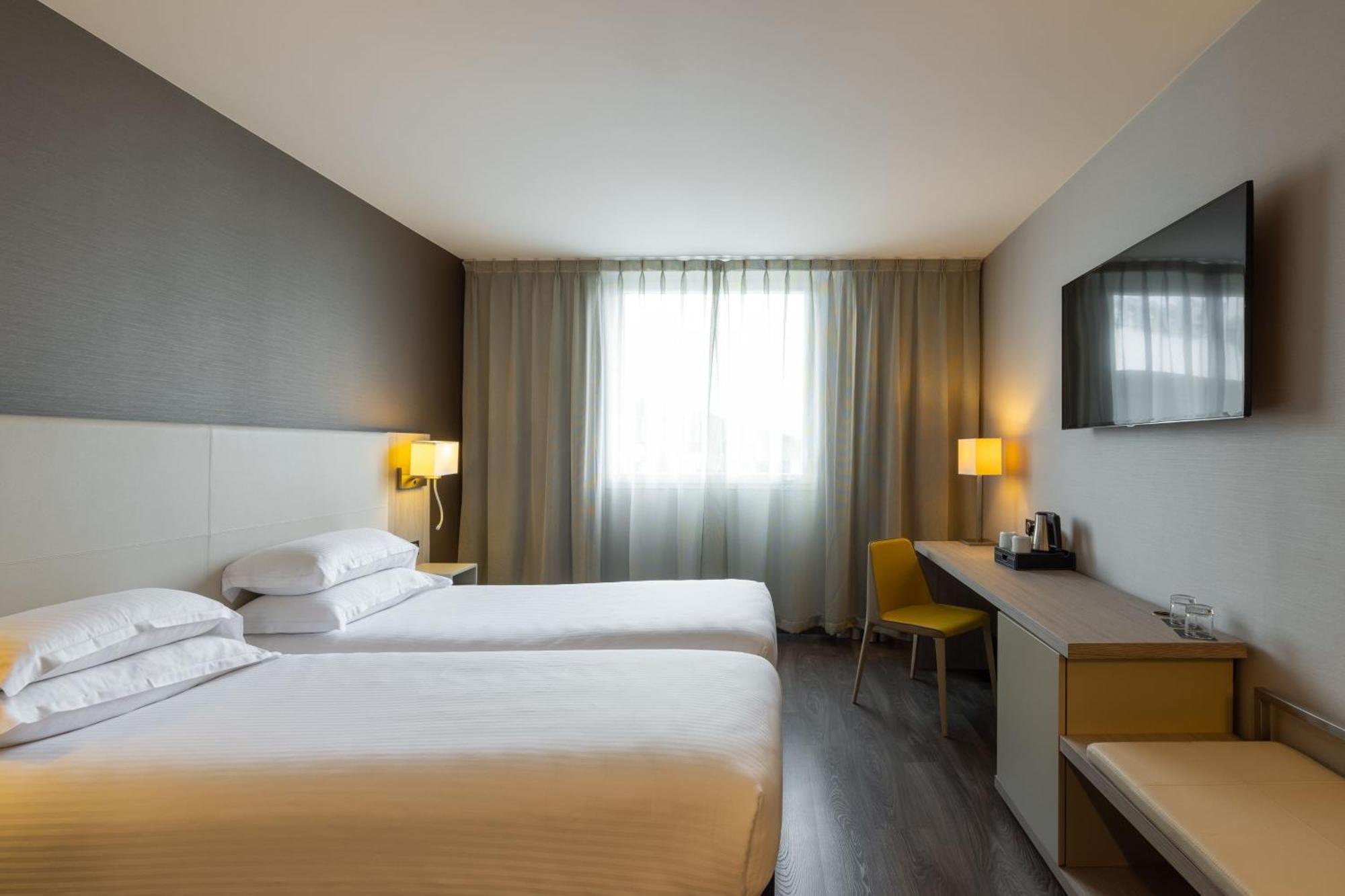 Ac Hotel By Marriott Marseille Prado Velodrome Ngoại thất bức ảnh
