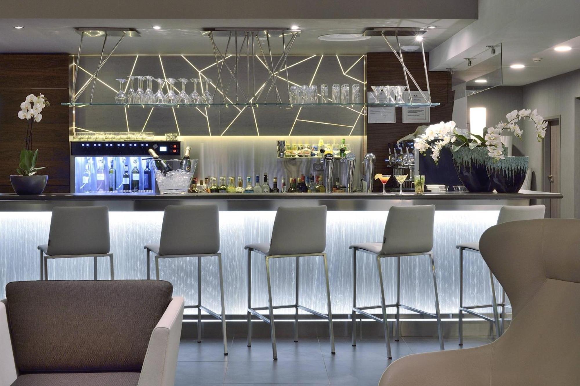Ac Hotel By Marriott Marseille Prado Velodrome Ngoại thất bức ảnh