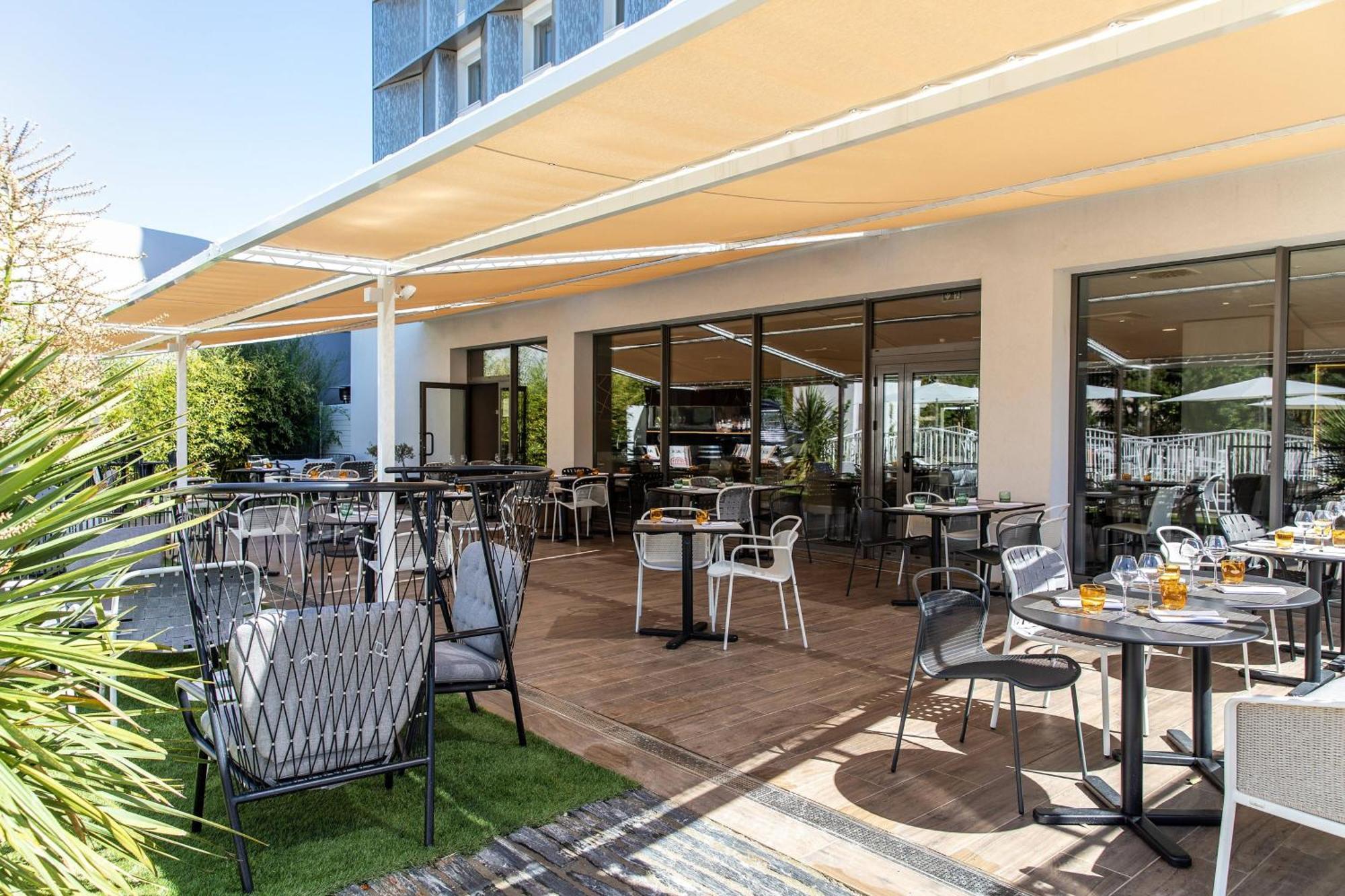 Ac Hotel By Marriott Marseille Prado Velodrome Ngoại thất bức ảnh